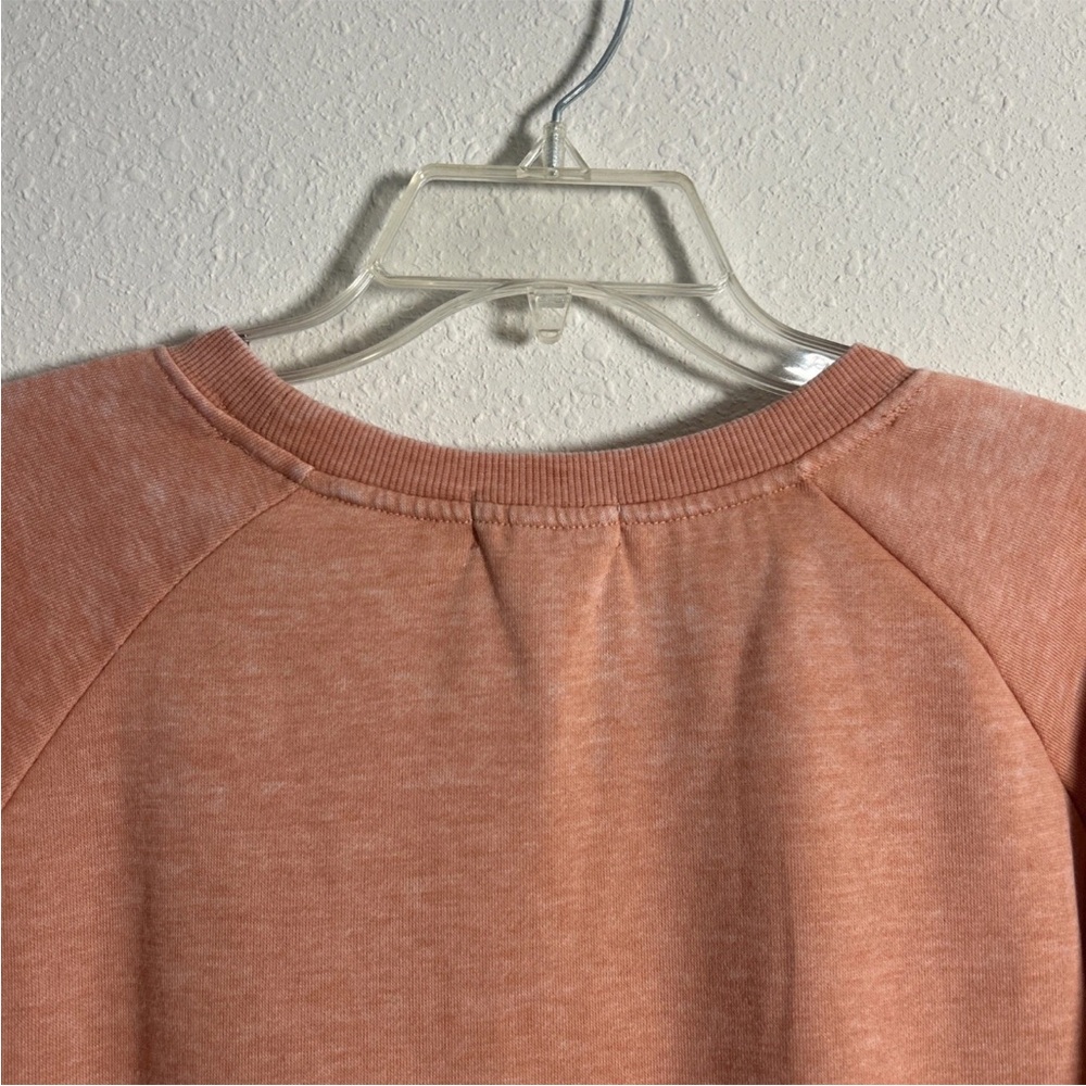 Simply Southern Messy Hair Don’t Care Fleece Sweatshirt Sz M Relaxed Fit Peach - Picture 8 of 12